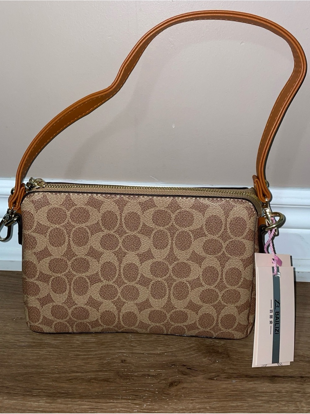 Unbranded Crossbody hand Bag in Brown